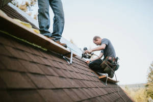Local Roofers in Vestal Gardens, NY